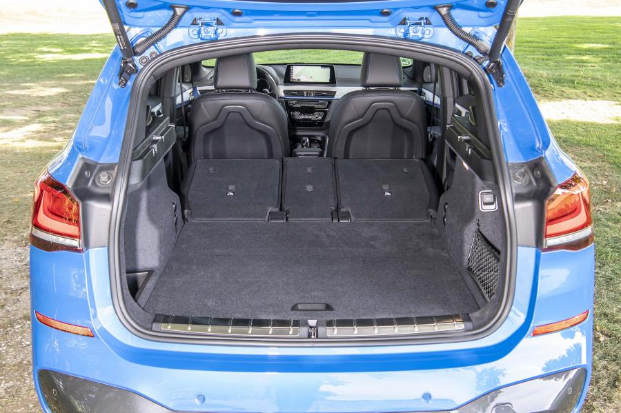Багажник BMW X1 xDrive25i M Sport (F48) 2019 года  (WW) (фото 86 из 112)